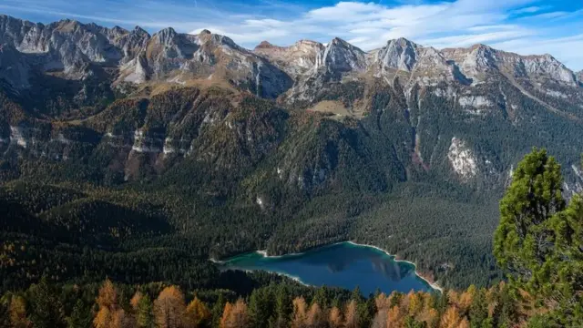 Prirodni park Adamelo Brenta u Trentinu, u Italiji, koji je dom za sve veću populaciju mrkih medveda