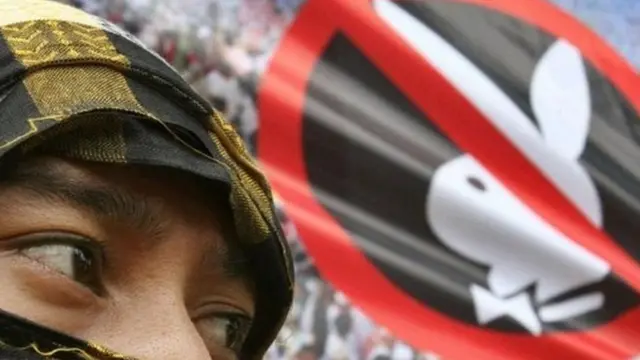 ประท้วงนิตยสารเพลย์บอย