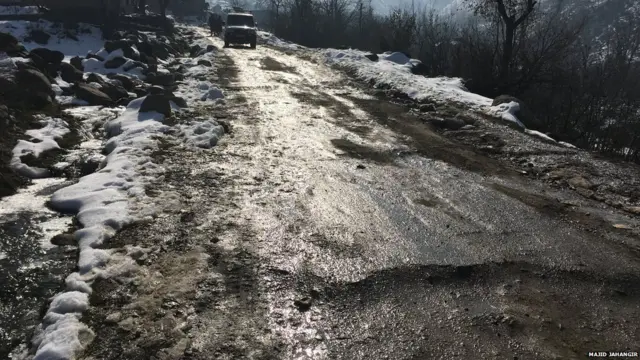 कश्मीर में सड़कों की हालत