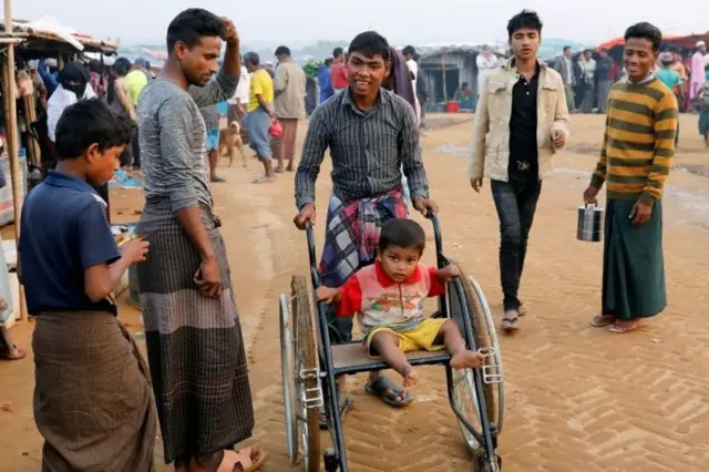 रोहिंग्या शरणार्थी