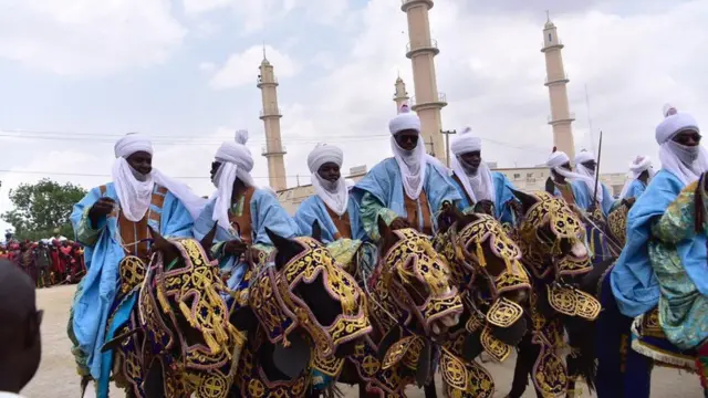 Wasu daga cikin mahaya dawakin da suka halarci bikin durbar da masarautar Zazzau ta shirya wa Gwamna Elrufai jim kadan bayan an sakko daga Idi