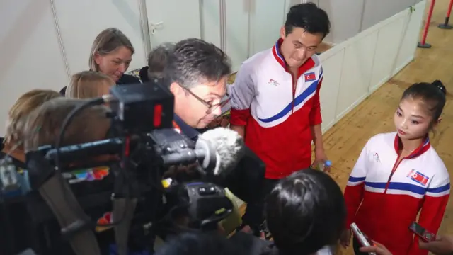 Ryom Tae Ok y Kim Ju Sik