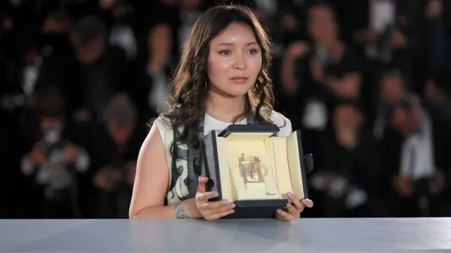 Самал Еслямова