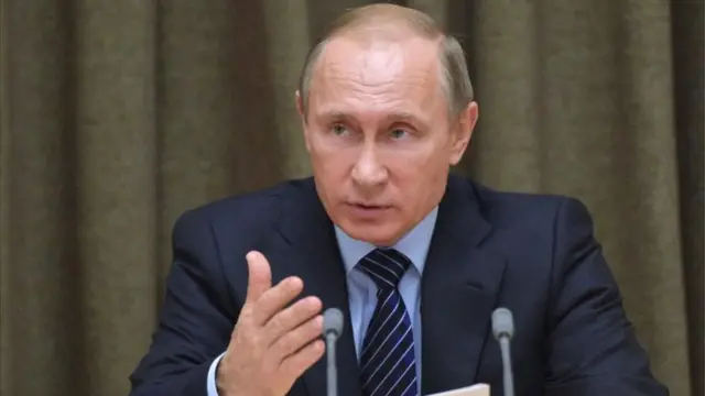 Putin avuga ko nta ruhande azabogamiraho muri iyi ntambara