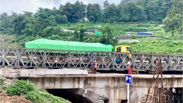 မိုင်းခွဲခံရတဲ့တံတားတွေ ပြန်ကောင်း