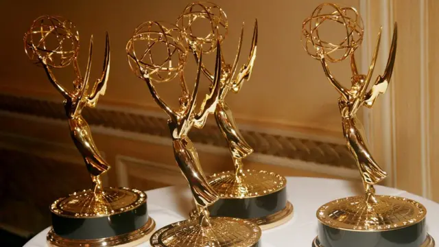 Di Emmy award
