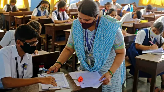 स्कूली छात्र