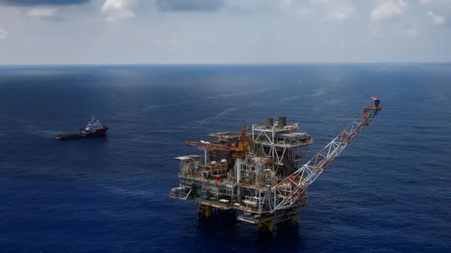 Giàn khoan Lan Tây được vận hành bởi Rosneft ở ngoài khơi Vũng Tàu