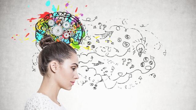 Imagem mostra perfilqual o melhor site de apostas esportivas do brasilmulher e a ilustraçãoqual o melhor site de apostas esportivas do brasilum cérebro ao lado dela