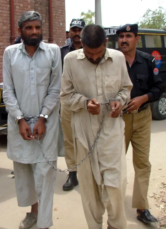 मोहम्मद आरिफ़ और मोहम्मद फ़रमान