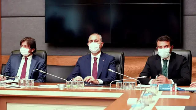 Adalet Bakanı Gül, TBMM Adalet ve İnsan Hakları Komisyonu üyelerinin görüşlerini aldı