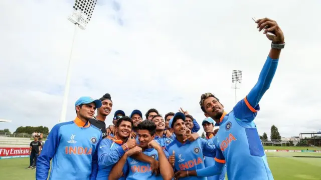 ભારતીય અન્ડર 19 ક્રિકેટ ટીમ