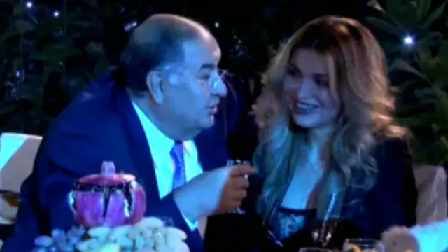 Алишер Усмонов ҳозирда қамоқ жазосини ўтаётган Гулнора Каримова билан