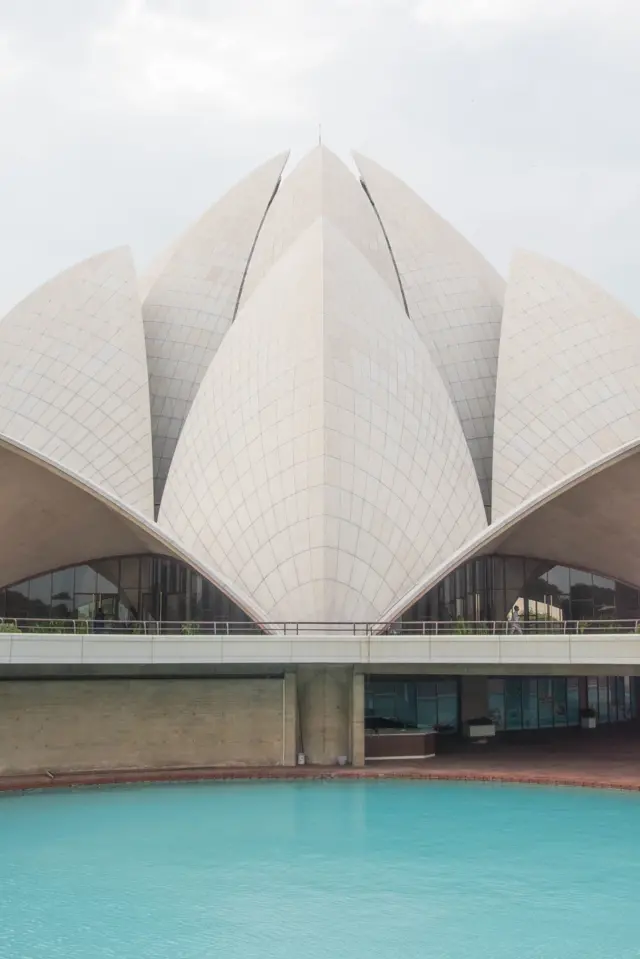 วัดดอกบัว