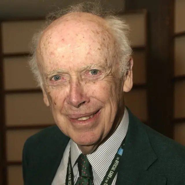 James D. Watson en el Festival de Cine Tribeca de Nueva York en 2004, en el que se proyectó la cinta Unraveling The Code: Rosalind Franklin and DNA.