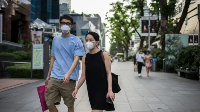 மக்கள் மனதில் ஒருவித அச்சம் உள்ளது