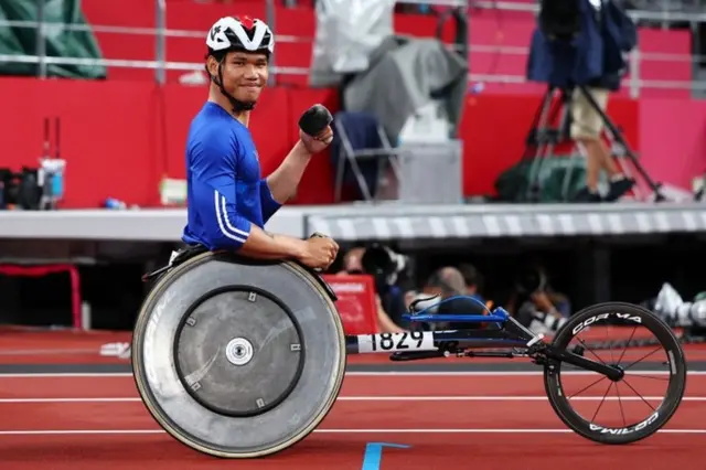 อธิวัฒน์ แพงเหนือลงแข่งอีกหนึ่งรายการคือวีลแชร์เรสซิง 100 เมตรชาย T54 เมื่อวันที่ 1 ก.ย. และคว้าเหรียญทองได้สำเร็จ