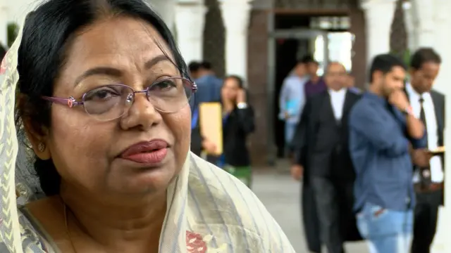 লায়লা বেগমের বিরুদ্ধে এক মাসের মধ্যেই পল্টন থানা পুলিশ ৫টি মামলা দায়ের করেছে।