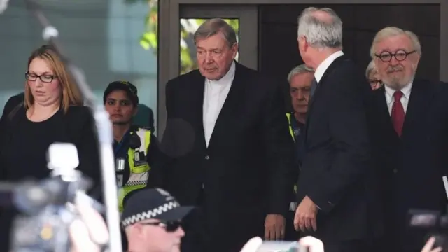 George Pell al salir del tribunal
