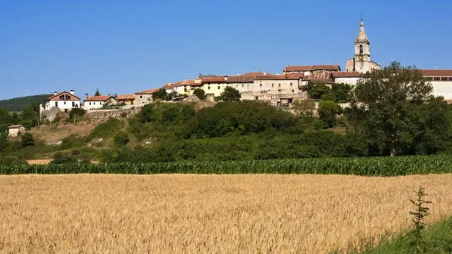 يعيش 90 في المئة من الإسبان في المدن الكبرى، بينما لا يزال أغلب سكان الجانب الإسباني من إقليم الباسك يتبعون نمط حياة ريفي أو شبه حضري