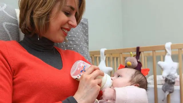 பால் பாட்டில்கள்