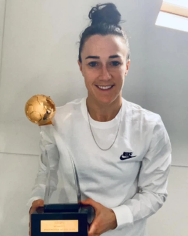 Lucy Bronze