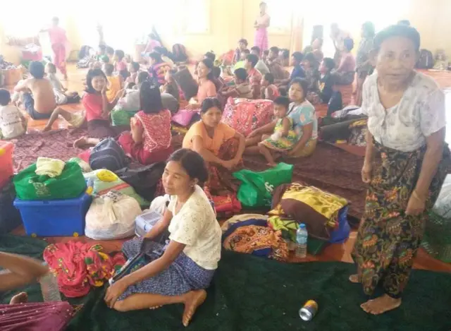 စစ်ဘေးရှောင်တွေ
