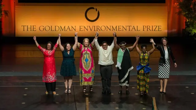 Francia Márquez (segunda a la der) con los otros galardonados del Premio Goldman.