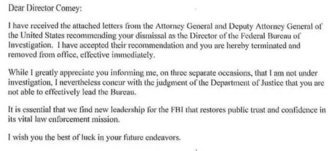 Bwana Trump yatamgaje ko akuye Comey ubwo nyene