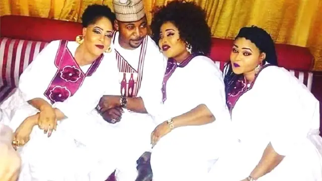 MC Oluomo ati ọmọ rẹ