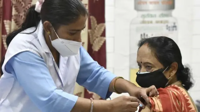 कोरोना वैक्सीन: कब मिलेगी मुझे वैक्सीन