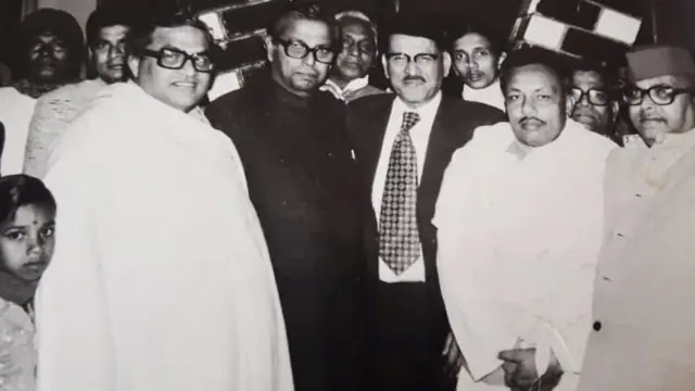 જગન્નાથ મિશ્રા સાથે બી. પી. મંડલ