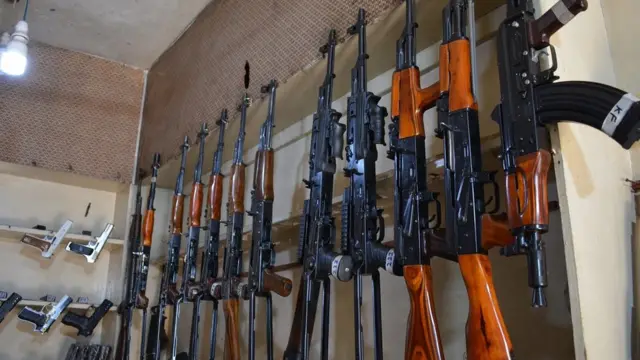 درہ آدم خیل: اسلحے کے صنعت