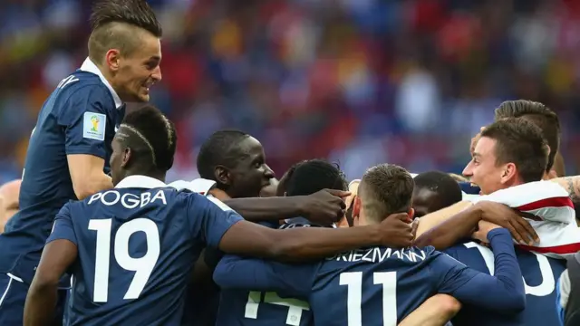 आत्मघाती गोल का सबसे अधिक फायदा फ्रांस को मिला