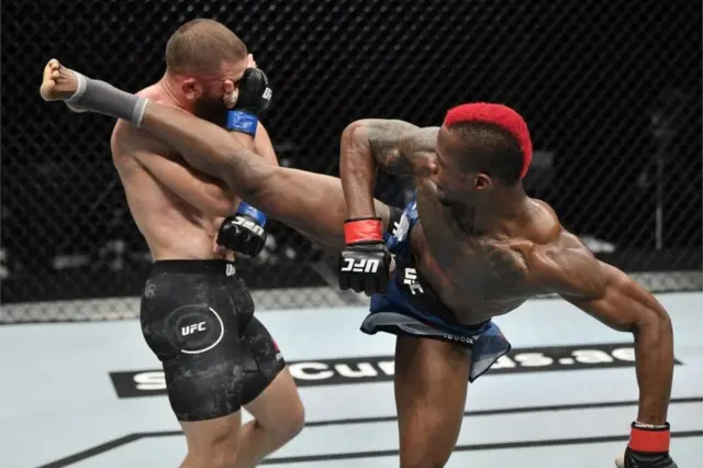 Ku cyumweru, Marc Diakiese ukina imikino njya rugamba ukomoka muri Repubulika ya Demokarasi ya Kongo, yahamije umugeri Rafael Fiziev wo muri Kazakhstan, bari i Abu Dhabi muri Leta Zunze Ubumwe z'Abarabu
