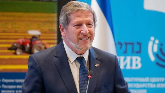 İsrailin Rusiyadakı səfiri Aleksandr Ben Zvi İsrail hərbçilərinin regiondakı müharibədən sonra Qarabağda olması barədə iddiaları "böyük axmaqlıq" adlandırıb.