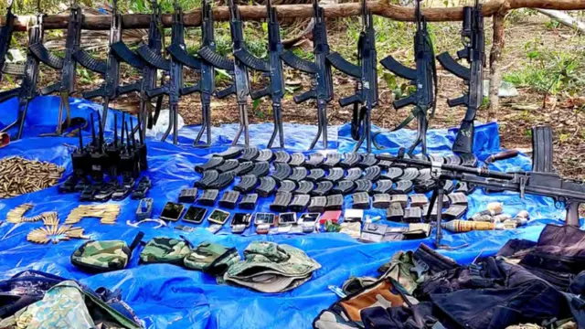 बरामद हथियार