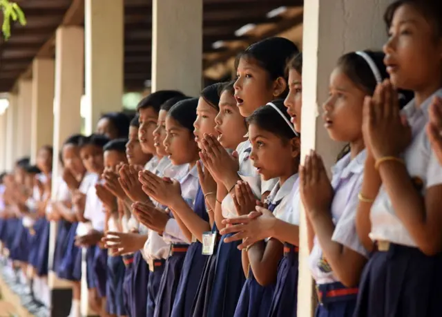 વિદ્યાર્થીનીઓની તસવીર