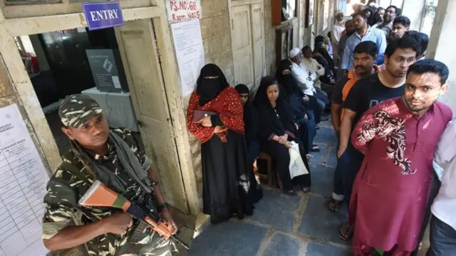 நாடாளுமன்றத்திற்கும் சட்டமன்றத்திற்கும் ஒரே நேரத்தில் தேர்தல் சாத்தியமா?