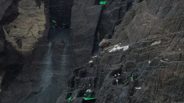 जेड खानी