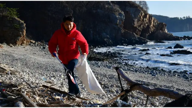 강 교수는 우연히 포착한 장면 하나가 북한 쓰레기 연구의 계기가 됐다고 전했다