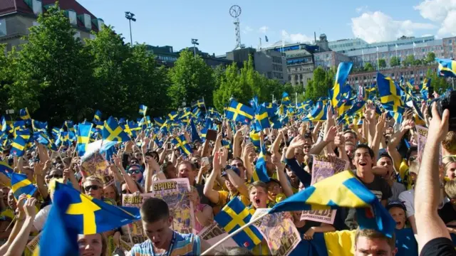 స్టాక్హోం నగరం ఇళ్ల అద్దెలు కిరాయి ఇరుకిరుగు గదులు stockholm city Rented houses waiting list