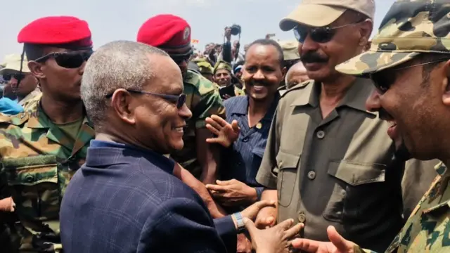 ፕረዚደንት ኢሳይያስ ምስ ኣማሓዳሪ ክልል ትግራይ ኣብ ዝተራኸብሉ እዋን፡ ዛላምበሳ፡ 2018