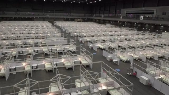香港政府宣布在中国大陆的协助下，将扩建当地一家临时医院。