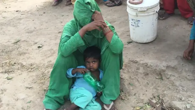 असमत के परिजन