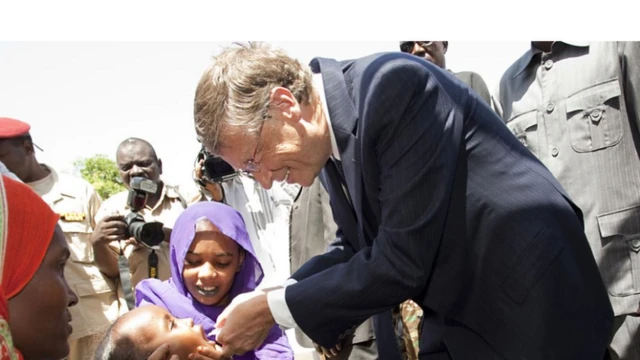 Bill Gates na ba wa wani jariri riga-kafin shan-inna