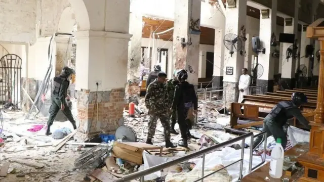 அமைச்சர்