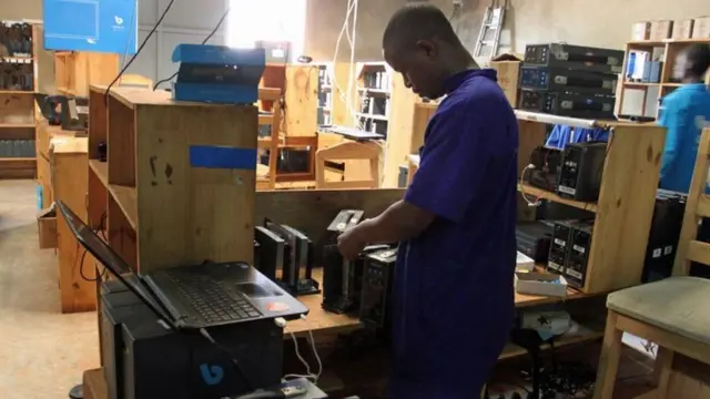 رواندا موطن لفكرة رائدة في مجال استخدام الطاقة الشمسية