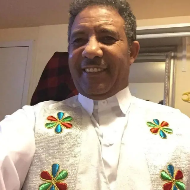 ስነ ጥበባዊ ተኽለ ክፍለማርያም (ወዲ ትኹል)