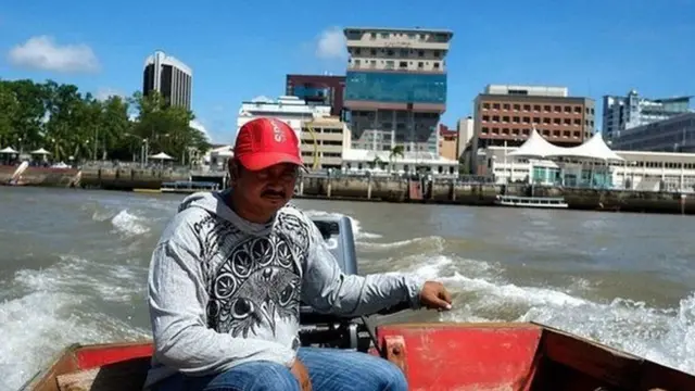 1984માં બ્રુનેઈ બ્રિટનથી આઝાદ થયું હતું